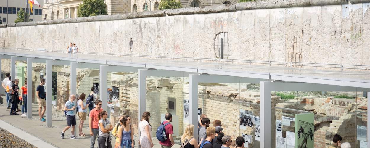 Mauer Tour Berlin Ausstellung 1250x500