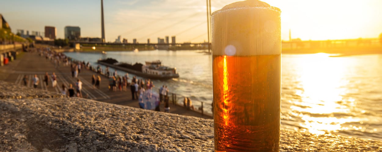 Altstadt Fuehrung Duesseldorf Bier 1250x500